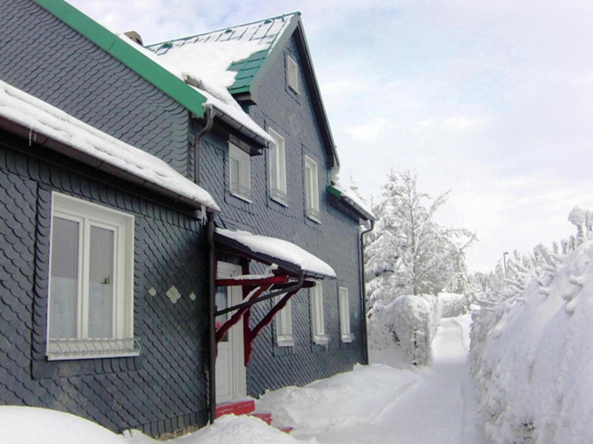 Holiday Home With Garden Neustadt am Rennsteig Exterior foto